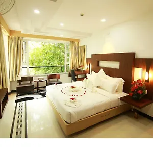 Parakkat Nature 5*, Munnar India
